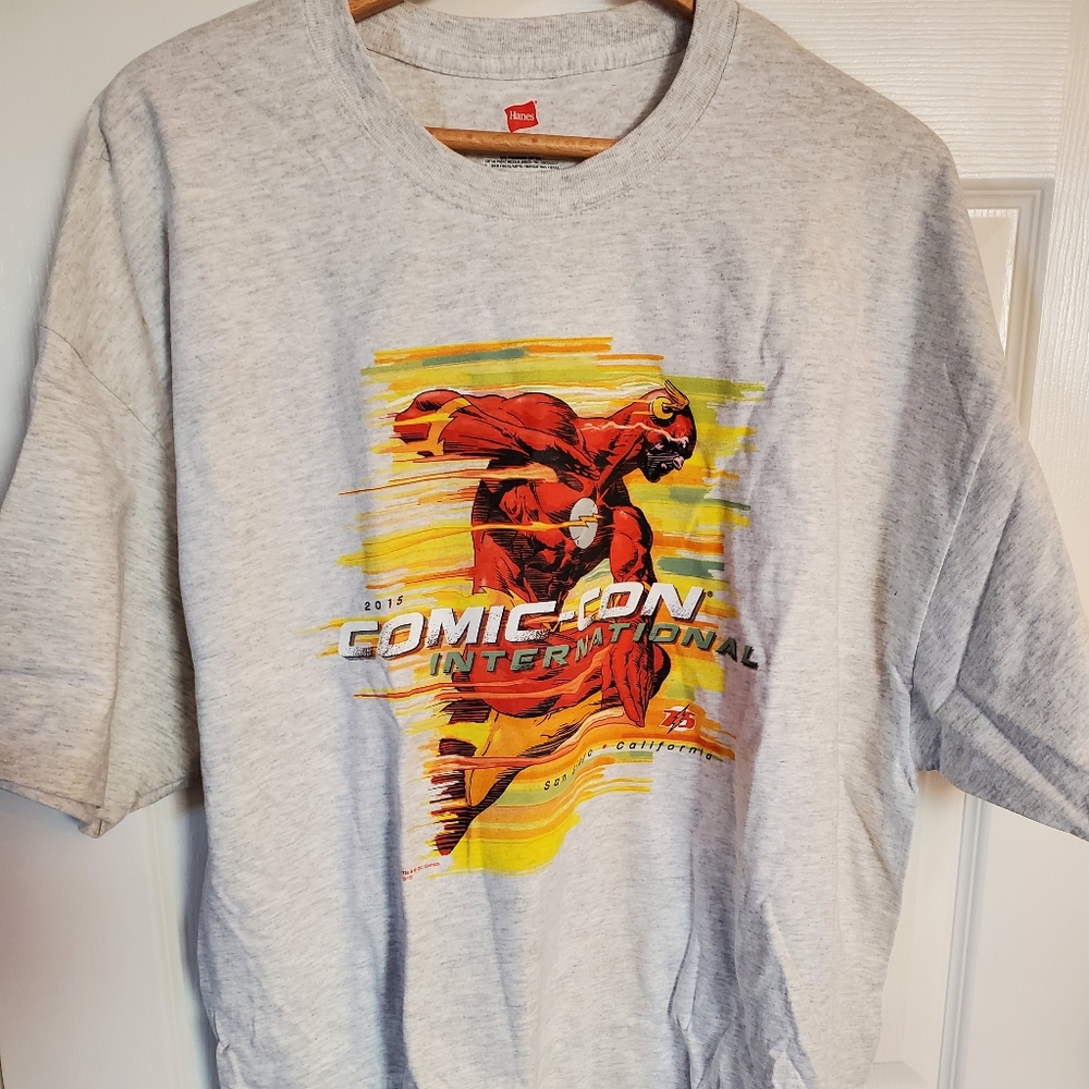 Sdcc 2015 comic con flash t shirt sz xxl